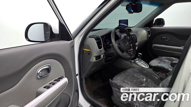 Kia Soul EV EV 2018 — фото 11