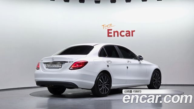 Mercedes-Benz C-Class (W205) C200 2019 — фото 2