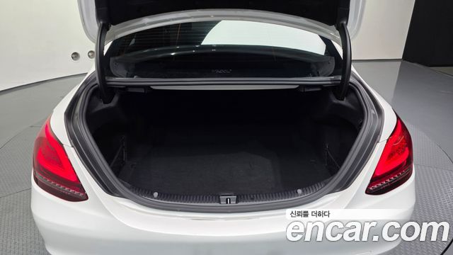 Mercedes-Benz C-Class (W205) C200 2019 — фото 20