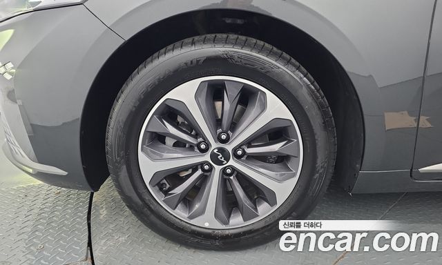 Kia K8 Hybrid Noblesse Lite 2023 — фото 5
