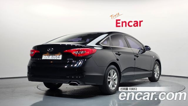 Hyundai Sonata (LF) 2.0 Style 2015 — фото 2
