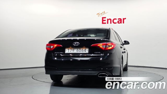 Hyundai Sonata (LF) 2.0 Style 2015 — фото 4