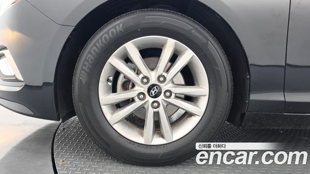 Hyundai Sonata (LF) 2.0 Style 2015 — фото 5