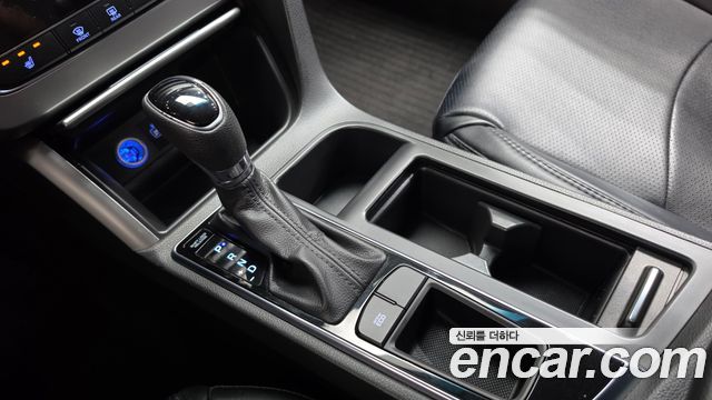 Hyundai Sonata (LF) 2.0 Style 2015 — фото 9