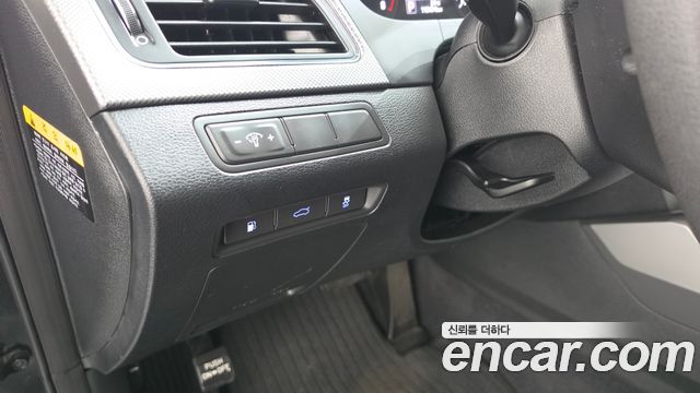 Hyundai Sonata (LF) 2.0 Style 2015 — фото 19