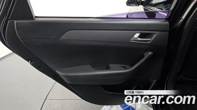 Hyundai Sonata (LF) 2.0 Style 2015 — фото 25