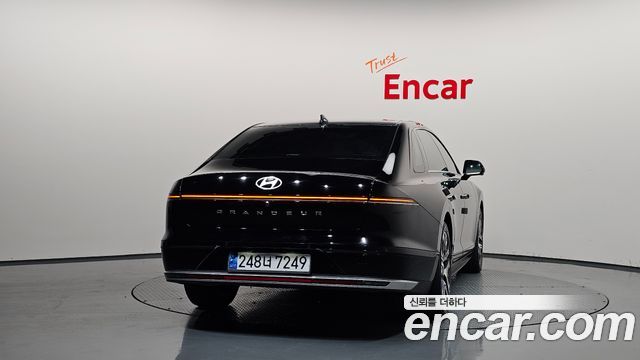 Hyundai Grandeur (GN7) 3.5 LPG 2WD Exclusive 2023 — фото 4