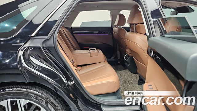 Hyundai Grandeur (GN7) 3.5 LPG 2WD Exclusive 2023 — фото 11