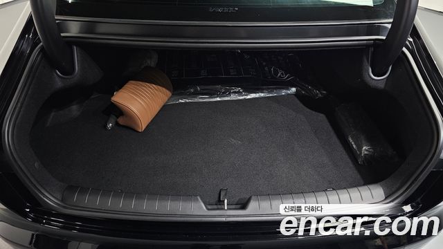 Hyundai Grandeur (GN7) 3.5 LPG 2WD Exclusive 2023 — фото 20