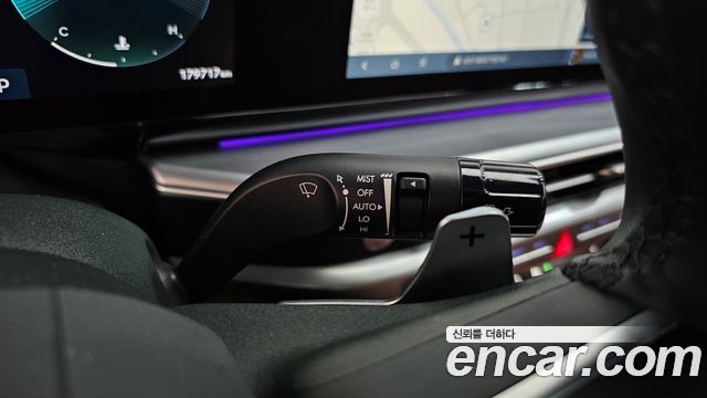 Hyundai Grandeur (GN7) 3.5 LPG 2WD Exclusive 2023 — фото 29