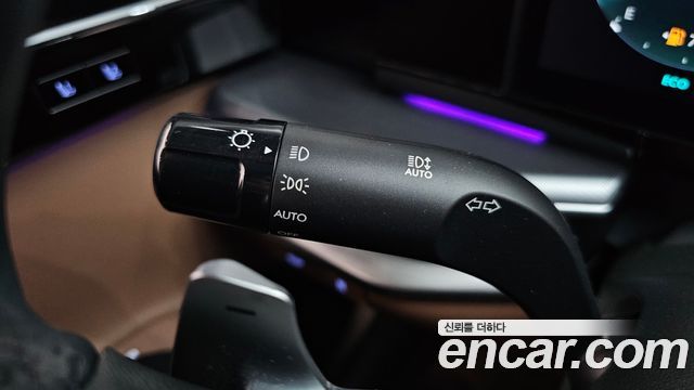 Hyundai Grandeur (GN7) 3.5 LPG 2WD Exclusive 2023 — фото 34