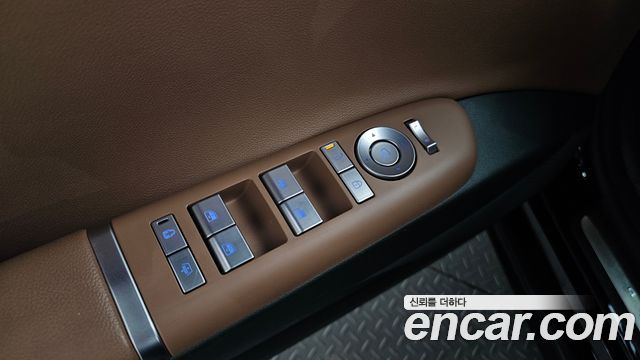 Hyundai Grandeur (GN7) 3.5 LPG 2WD Exclusive 2023 — фото 36