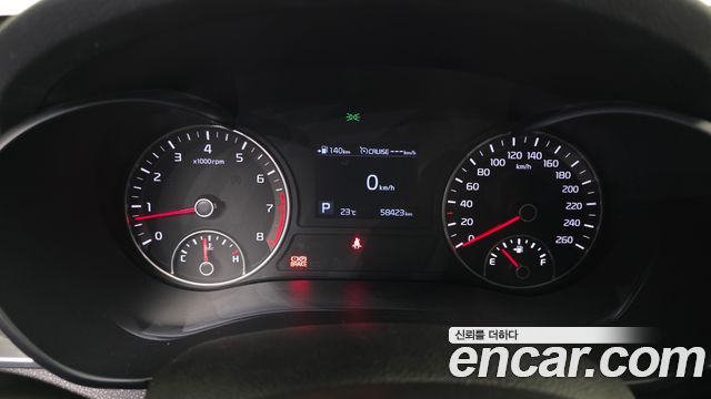 Kia K5 (II) 2.0 Noblesse 2019 — фото 8