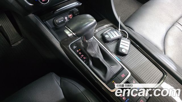 Kia K5 (II) 2.0 Noblesse 2019 — фото 9