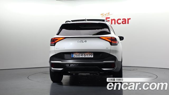 Kia Sportage Hybrid (V) Signature Gravity 2WD 2023 — фото 4