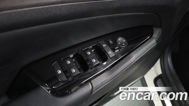 Kia Sportage Hybrid (V) Signature Gravity 2WD 2023 — фото 36