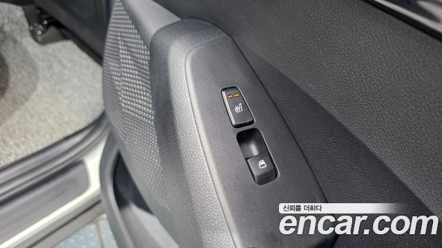 Kia Seltos Gasoline 1.6 Turbo 2WD Signature 2022 — фото 19
