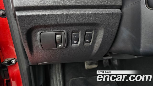 Renault Korea QM3 RE 2018 — фото 18