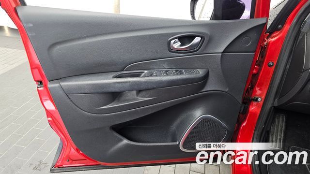 Renault Korea QM3 RE 2018 — фото 24