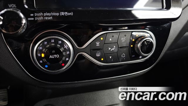 Renault Korea QM3 RE 2018 — фото 30