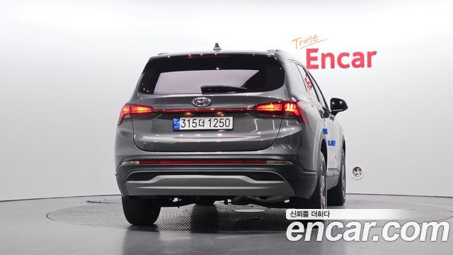 Hyundai Santa Fe Diesel 2.2 4WD Exclusive 2022 — фото 4