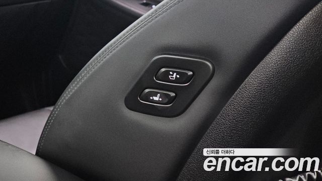 Hyundai Santa Fe Diesel 2.2 4WD Exclusive 2022 — фото 19