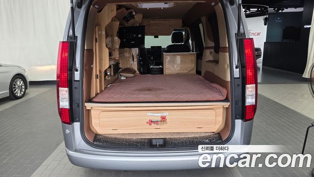 Hyundai Staria 2WD Camping Car Special Vehicle 2022 — фото 20