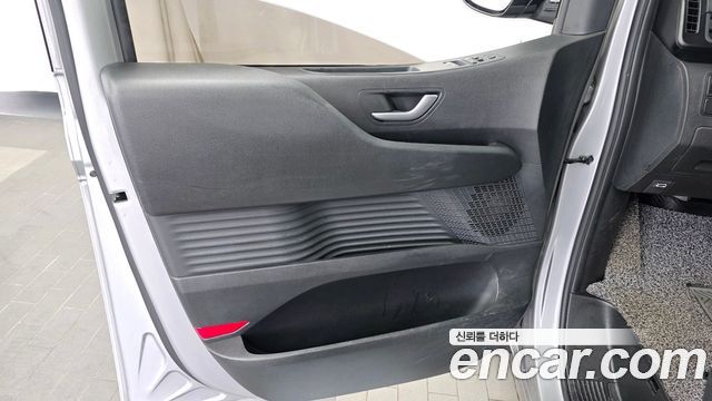 Hyundai Staria 2WD Camping Car Special Vehicle 2022 — фото 24