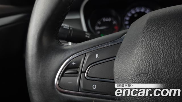 Renault Korea SM6 2.0 GDe SE 2016 — фото 14
