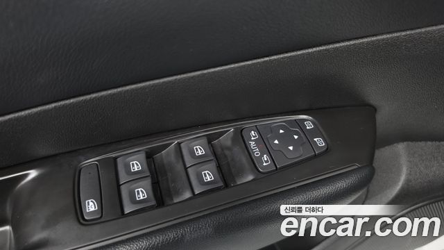 Renault Korea SM6 2.0 GDe SE 2016 — фото 19