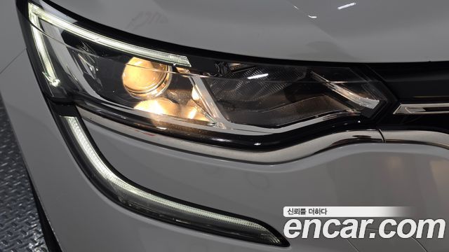 Renault Korea SM6 2.0 GDe SE 2016 — фото 22