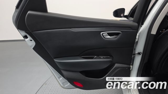 Renault Korea SM6 2.0 GDe SE 2016 — фото 25
