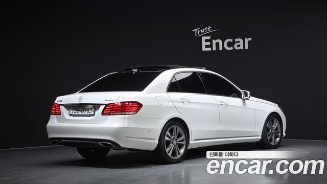 Mercedes-Benz E-Class (W212) E300 4MATIC Avantgarde 2016 — фото 2