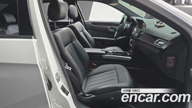 Mercedes-Benz E-Class (W212) E300 4MATIC Avantgarde 2016 — фото 11
