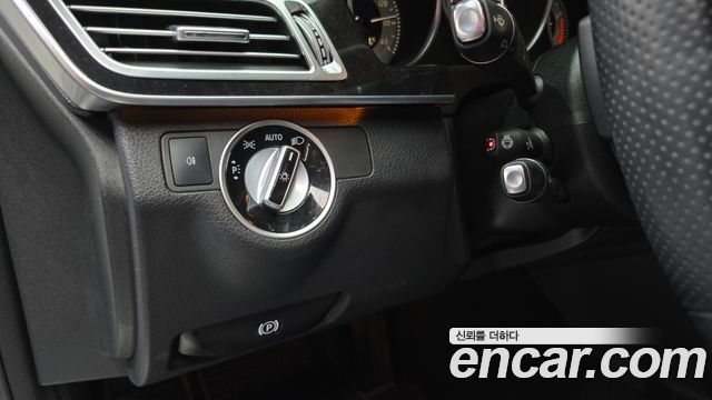 Mercedes-Benz E-Class (W212) E300 4MATIC Avantgarde 2016 — фото 18