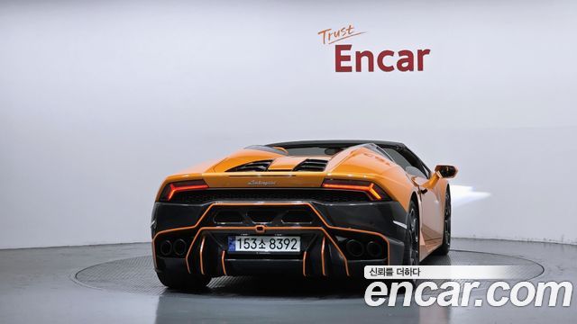 Lamborghini Huracan LP610-4 Spyder 2016 — фото 4