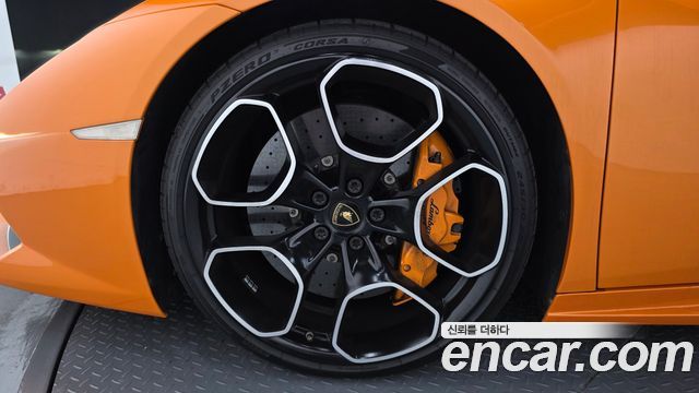 Lamborghini Huracan LP610-4 Spyder 2016 — фото 5