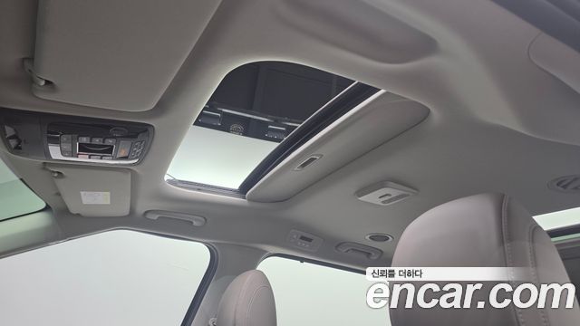 Kia Carnival (IV) HEV 9seater Signature 2024 — фото 19