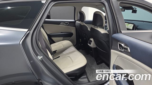Kia Sportage (V) Gasoline 1.6 Turbo 2WD Nobleless 2022 — фото 16