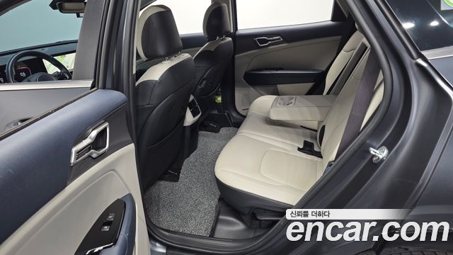 Kia Sportage (V) Gasoline 1.6 Turbo 2WD Nobleless 2022 — фото 17