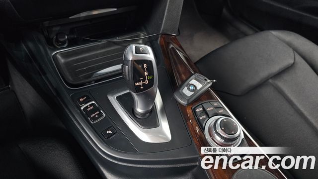 BMW 3 Series (F30) 320i 2013 — фото 9