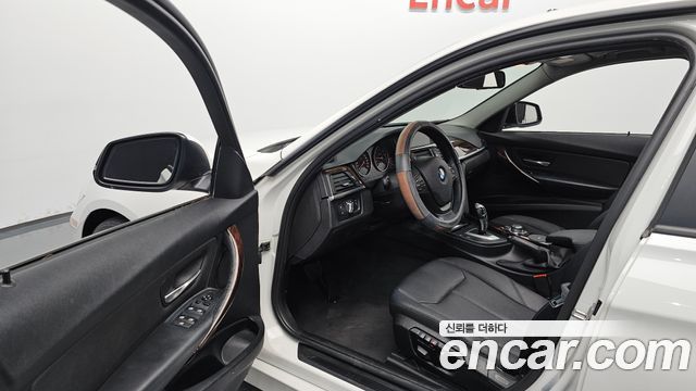 BMW 3 Series (F30) 320i 2013 — фото 10