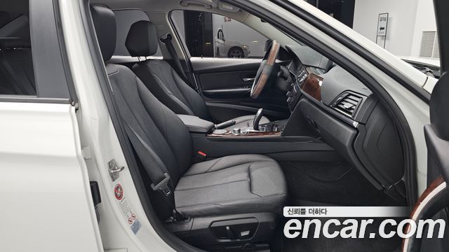 BMW 3 Series (F30) 320i 2013 — фото 11