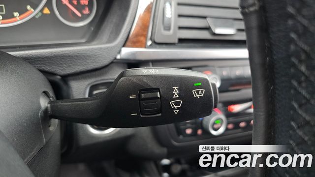 BMW 3 Series (F30) 320i 2013 — фото 27