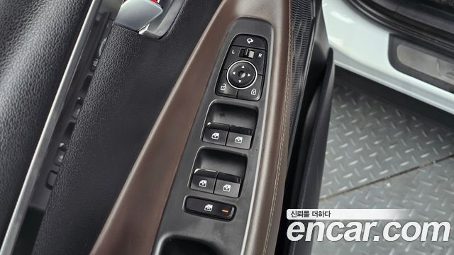 Hyundai Santa Fe Diesel 2.2 2WD Prestige 2021 — фото 18
