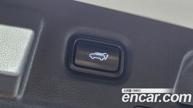 Hyundai Santa Fe Diesel 2.2 2WD Prestige 2021 — фото 30