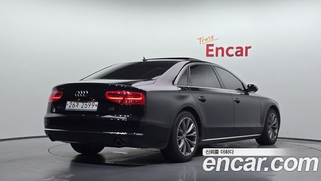 Audi A8 3.0 TDI Quattro LWB D4 2012 — фото 2