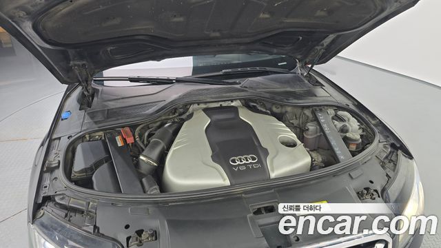 Audi A8 3.0 TDI Quattro LWB D4 2012 — фото 6