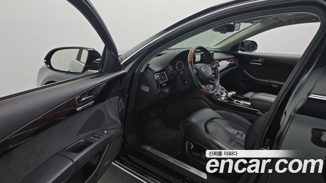 Audi A8 3.0 TDI Quattro LWB D4 2012 — фото 10