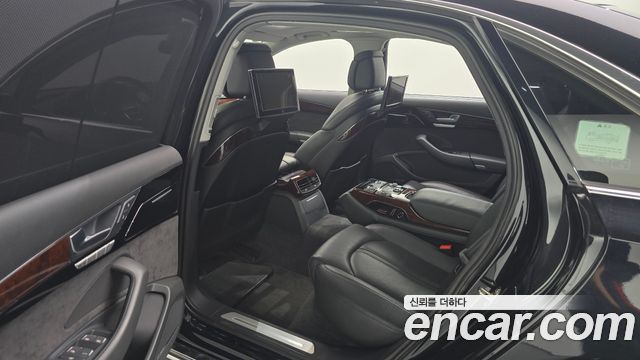 Audi A8 3.0 TDI Quattro LWB D4 2012 — фото 12